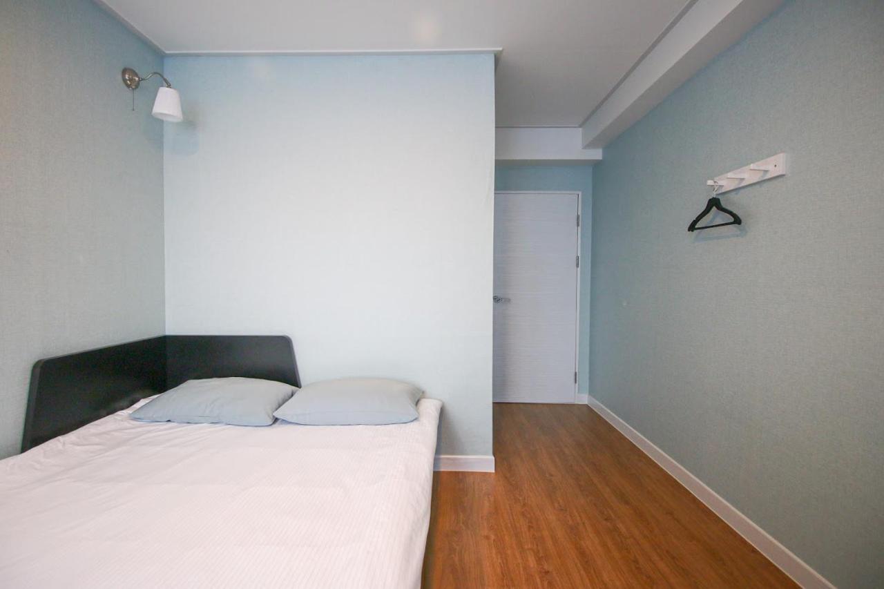 Lighthouse Guesthouse Мокпхо Екстер'єр фото